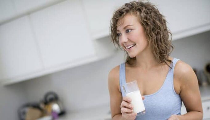 Dekle na kefirjevi dieti